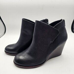 Gianni Bini Leather Wedge Ankle Boots – Size 8M – Black